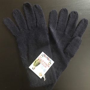 100% Alpaca wool gloves from Bolivia.
